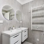 Διαμέρισμα Residences In Marealto With Pool, Garage And Seaview