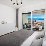 Διαμέρισμα Residences In Marealto With Pool, Garage And Seaview *