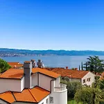 Διαμέρισμα Residences In Marealto With Pool, Garage And Seaview Ičići