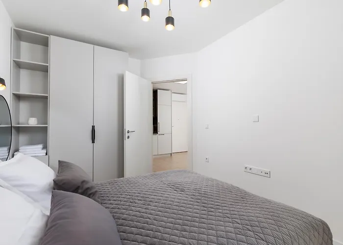 Appartamento Residences In Marealto With Pool, Garage And Seaview