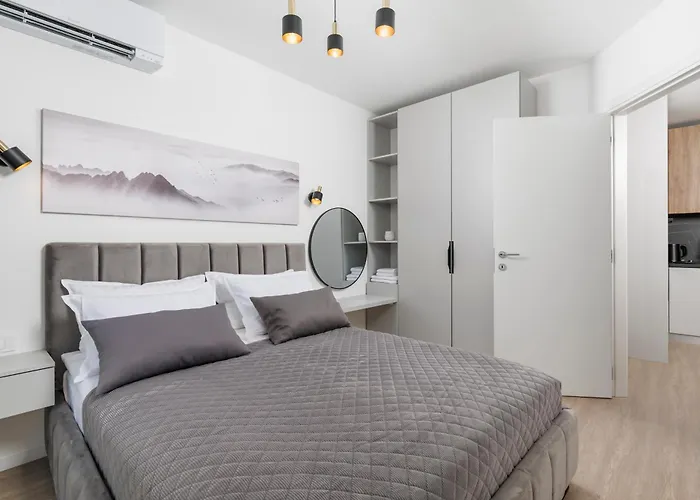 Residences In Marealto With Pool, Garage And Seaview Appartement *