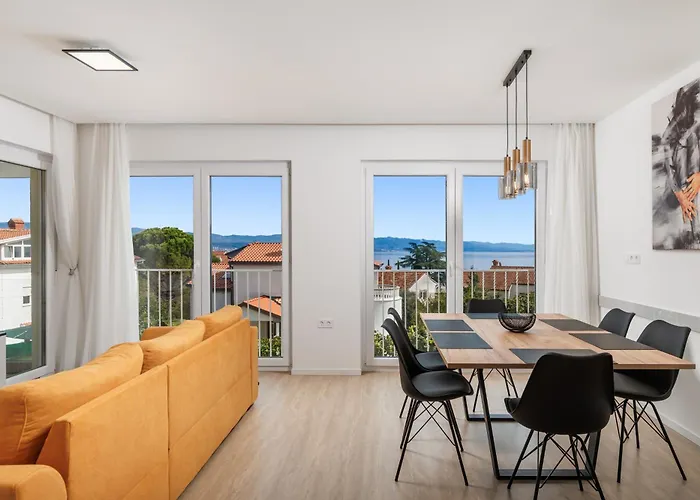 Residences In Marealto With Pool, Garage And Seaview Appartamento *