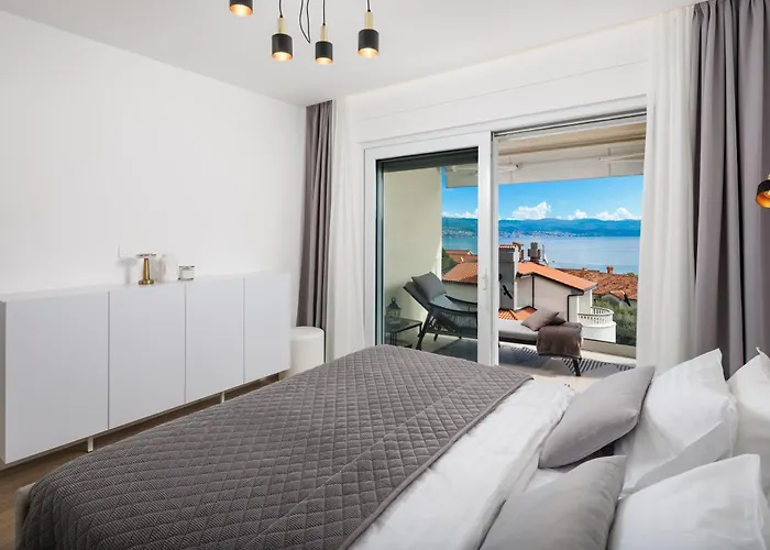 Appartement Residences In Marealto With Pool, Garage And Seaview *