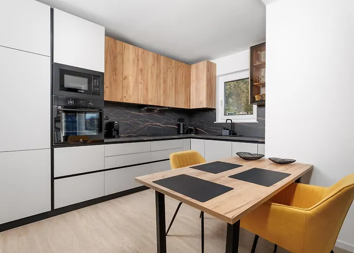 Appartement Residences In Marealto With Pool, Garage And Seaview