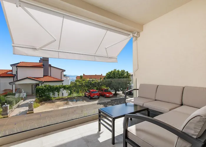 Residences In Marealto With Pool, Garage And Seaview Appartement