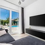 Apartamento Residences In Marealto With Pool, Garage And Seaview *