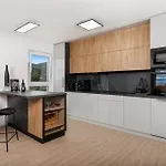 Residences In Marealto With Pool, Garage And Seaview Apartamento
