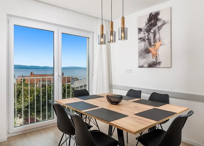 Residences In Marealto With Pool, Garage And Seaview Апартаменты Ичичи